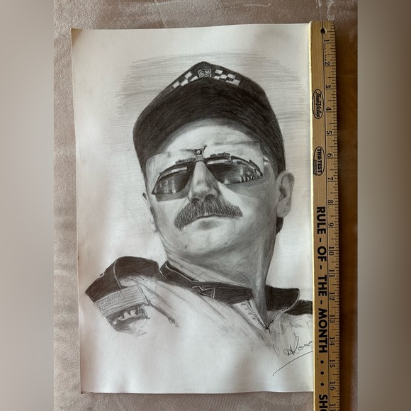 Dale Earnhardt Hand drawn pencil portrait signed by artist. Unframed thick paper - Picture 8 of 10